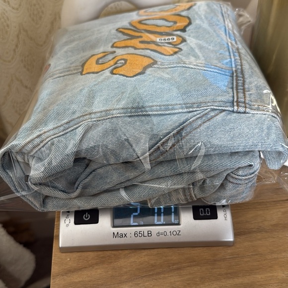 222 Maroon 5 Denim Tour Trucker Jacket - Picture 7 of 7